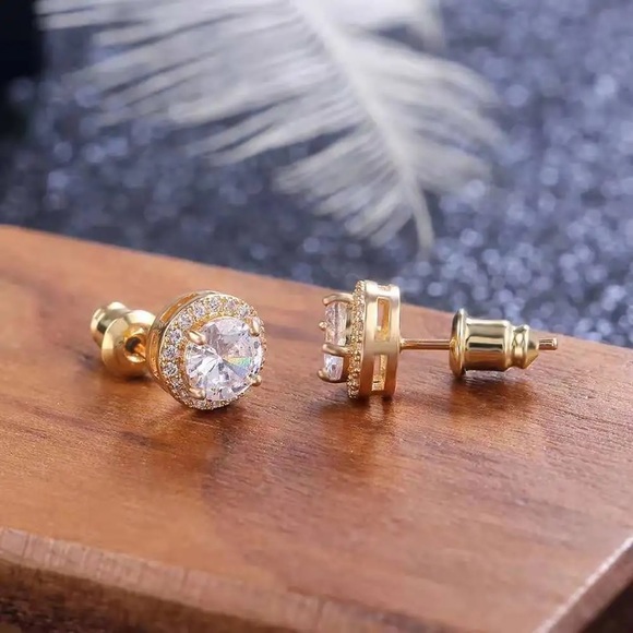 New Beautiful Round Cut Diamond Earrings - Picture 2 of 2